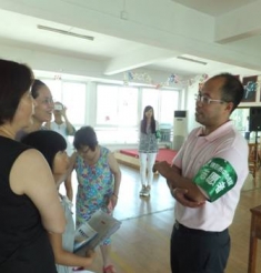 病友资源中心赴电子九所开展健教活动