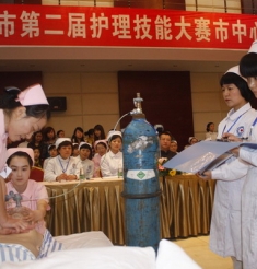 展护士岗位风采 塑优质护理服务内涵——护理部开展护士岗位综合能力竞赛
