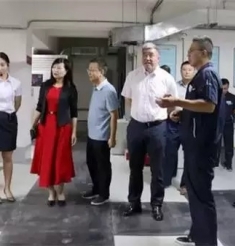 院长鲜于剑波一行应邀参访陇南市第一人民医院