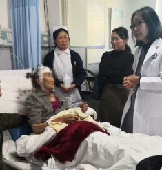 美国堪萨斯大学医学中心王云霞教授助力我院高级卒中中心建设