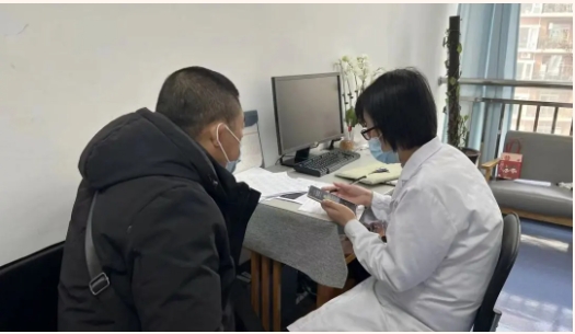 退休老教师对市中心医院自体造干移植团队的颂扬