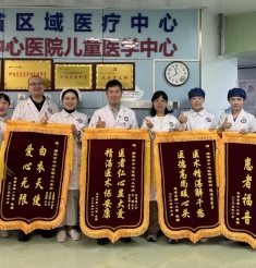 出生仅35天！我院成功完成一例极低龄婴儿机器人胆总管囊肿根治术