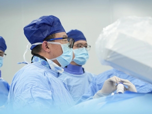 川西北首例！微创修复“心门”，绵阳八旬老人重获“心”生