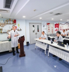国际学术交流赋能脊柱微创发展 泰国脊柱微创协会主席来院开展学术交流